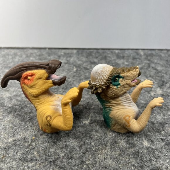 Two (2) Dinosaur Soft Plastic Finger Puppets 1996 Amblin Jurassic Park 3" - Picture 1 of 12